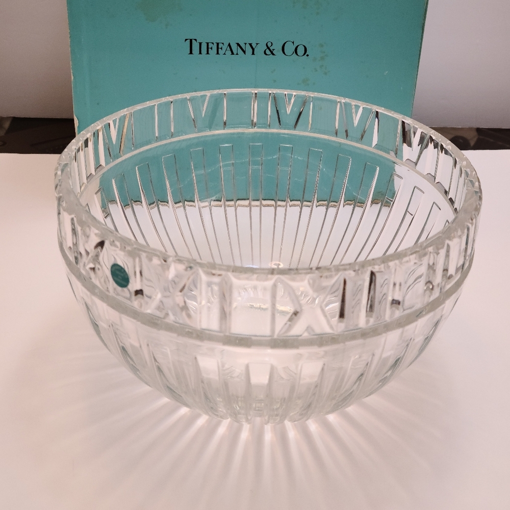 TIFFANY & CO. LARGE ATLAS PATTERN CRYSTAL BOWL. Box not pristine.